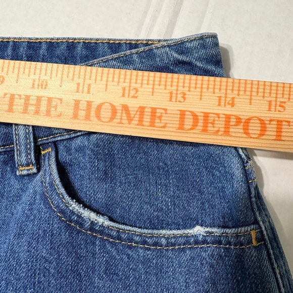 Mes Demoiselles Paris Denim, High Rise, Kick Flare Jeans w Bottom Slit. Italy - Picture 9 of 13